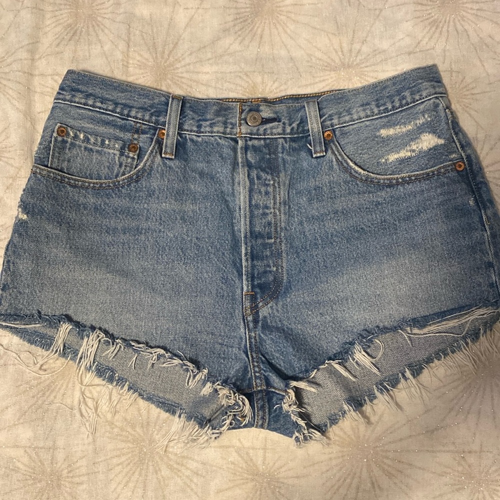 Levi’s Strauss Jean shorts size : 32 in women’s light blue shorts
